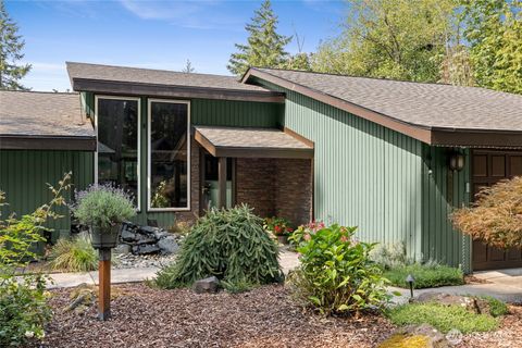 Photo of 8308 Dogwood Lane NW, Gig Harbor, WA 98332 (MLS # 2444693)