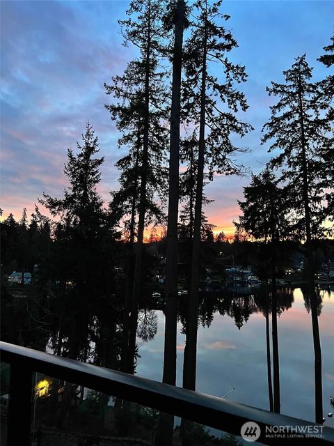 5205 Rehklau Road SE Olympia WA 98513