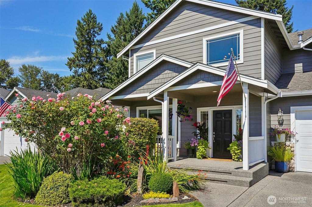 Photo of 9058 Eagle Point Loop Road SW, Lakewood, WA 98498 (MLS # 2546770)