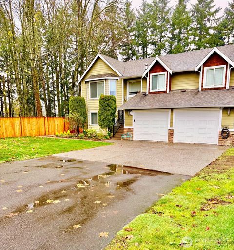 Photo of 20932 W 49th Avenue, Lynnwood, WA 98036 (MLS # 2451422)