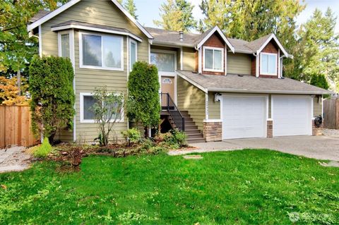 Photo of 20932 W 49th Avenue, Lynnwood, WA 98036 (MLS # 2451422) Photo of 20932 W 49th Avenue, Lynnwood, WA 98036 (MLS # 2451422)