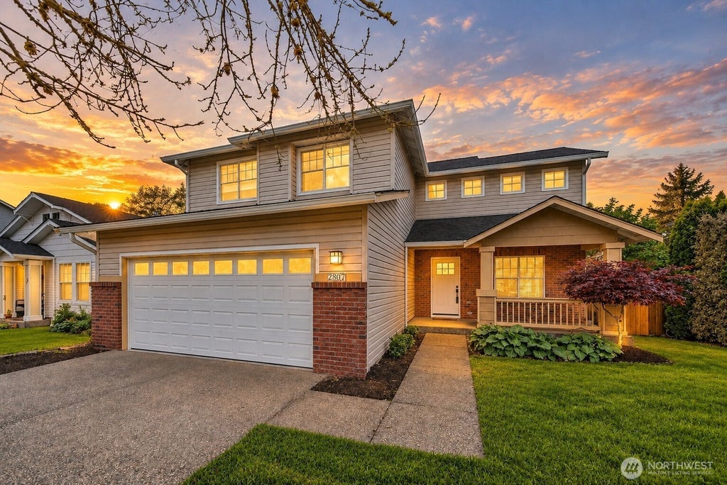 Photo of 2807 V Court SE, Auburn, WA 98002 (MLS # 2579659)