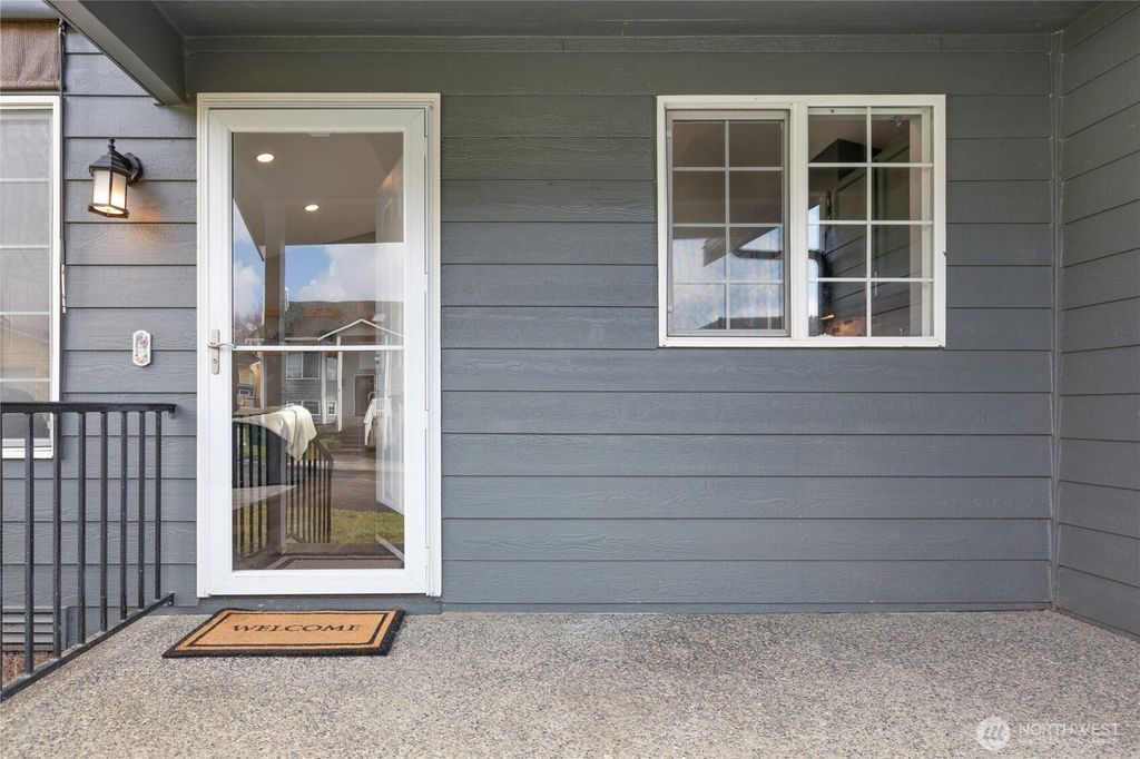 Photo of 27345 Country Place NW, Stanwood, WA 98292 (MLS # 2336578)