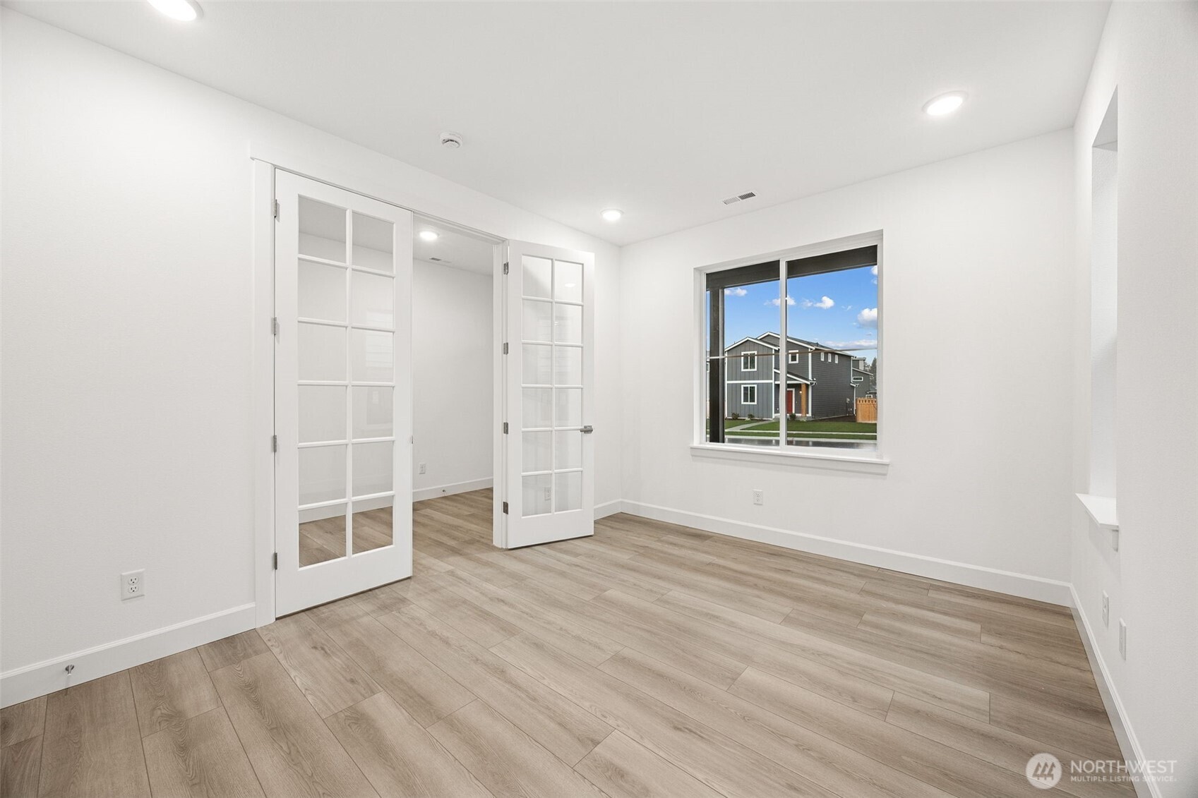 14546 203rd Avenue E 842