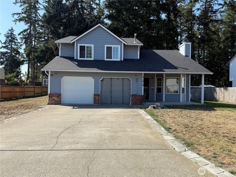 Photo of 21616 94th Avenue Ct E, Spanaway, WA 98338 (MLS # 2436319)
