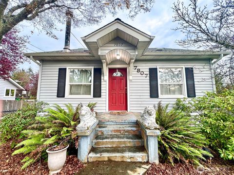 Photo of 7807 Grant Drive, Everett, WA 98203 (MLS # 2527924)