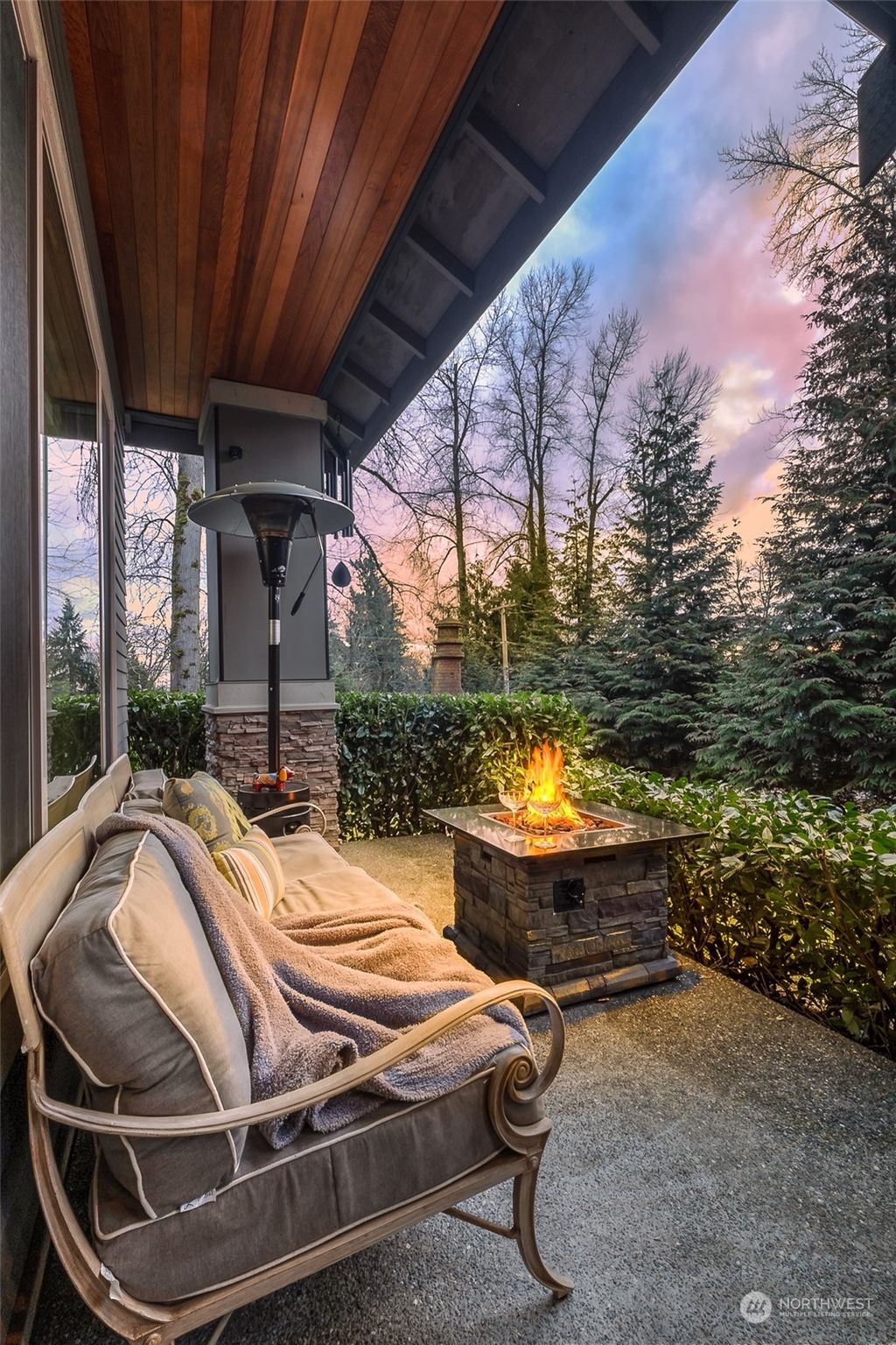 Photo of 15628 258 Place SE, Issaquah, WA 98027 (MLS # 2201966)