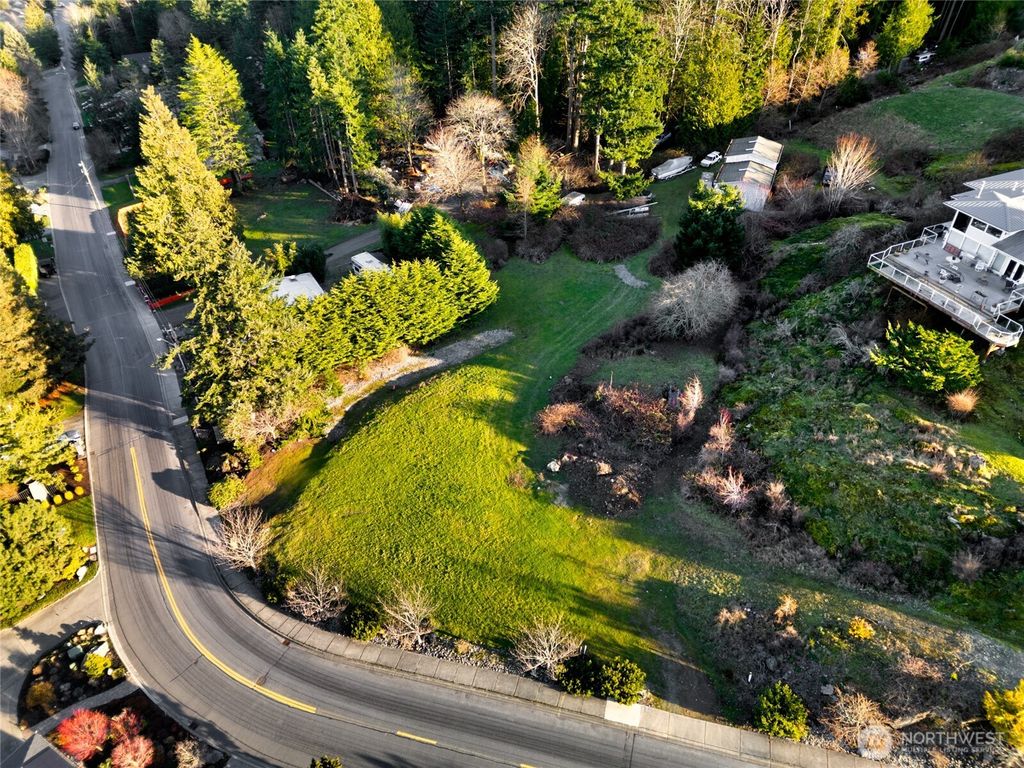 Photo of 2707 17th Street, Anacortes, WA 98221 (MLS # 2490348)