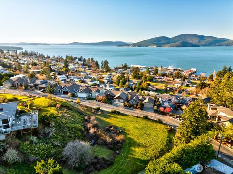 Photo of 2707 17th Street, Anacortes, WA 98221 (MLS # 2490348)