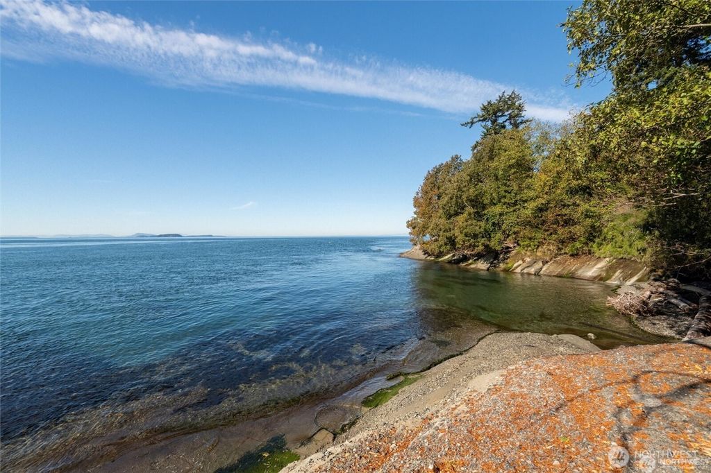 Photo of 0 W Shore Drive, Lummi Island, WA 98262 (MLS # 2508286)