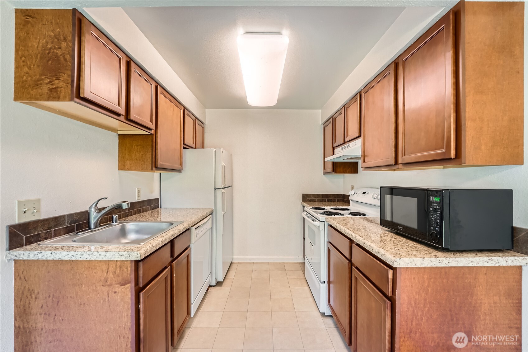 4818 S 187th Place C106