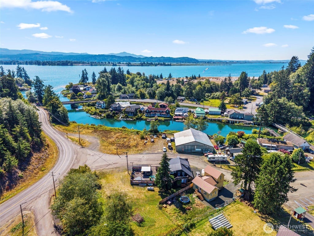 Photo of 8 Fairgrounds Road, Skamokawa, WA 98647 (MLS # 2581810)