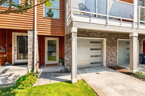 Photo of 7628 222nd Street SW #c4, Edmonds, WA 98026 (MLS # 2585281)