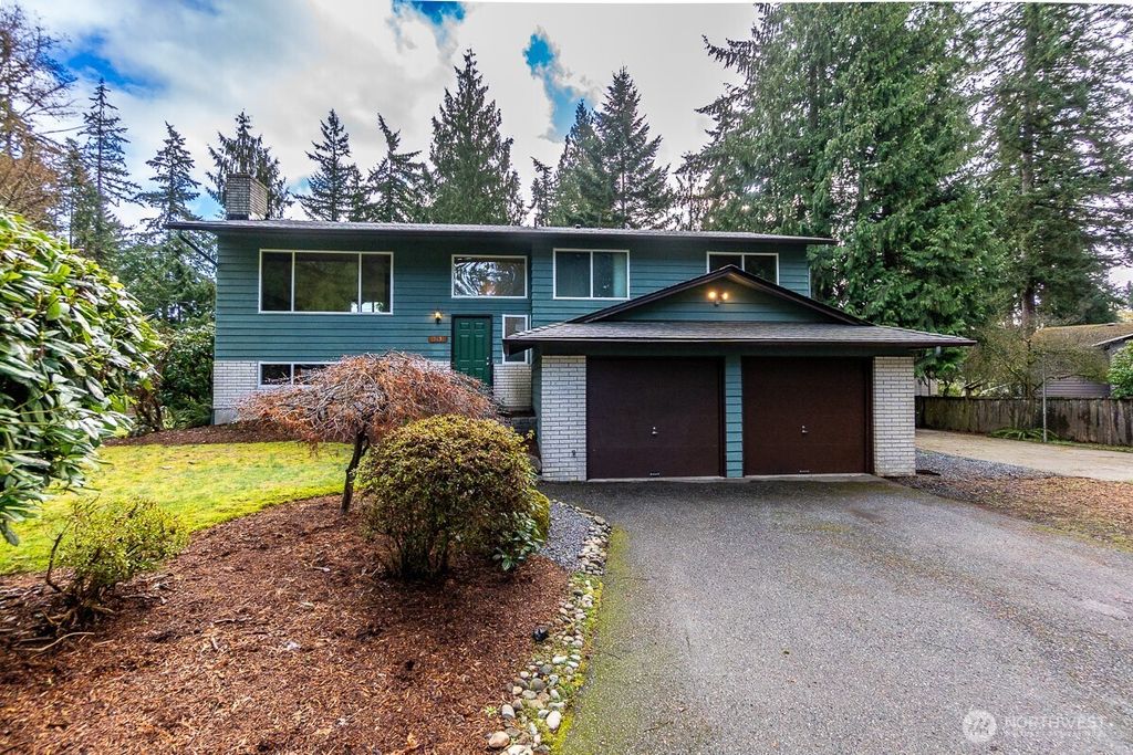 Photo of 13433 1st Avenue W, Everett, WA 98208 (MLS # 2478083)