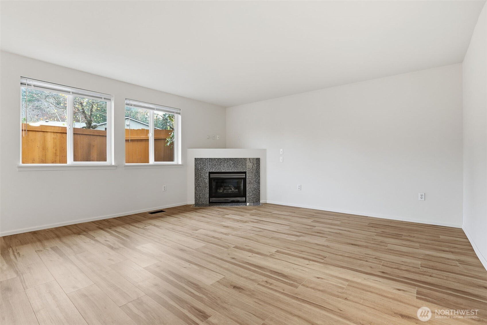 16216 and 16218 72nd Avenue Ct E