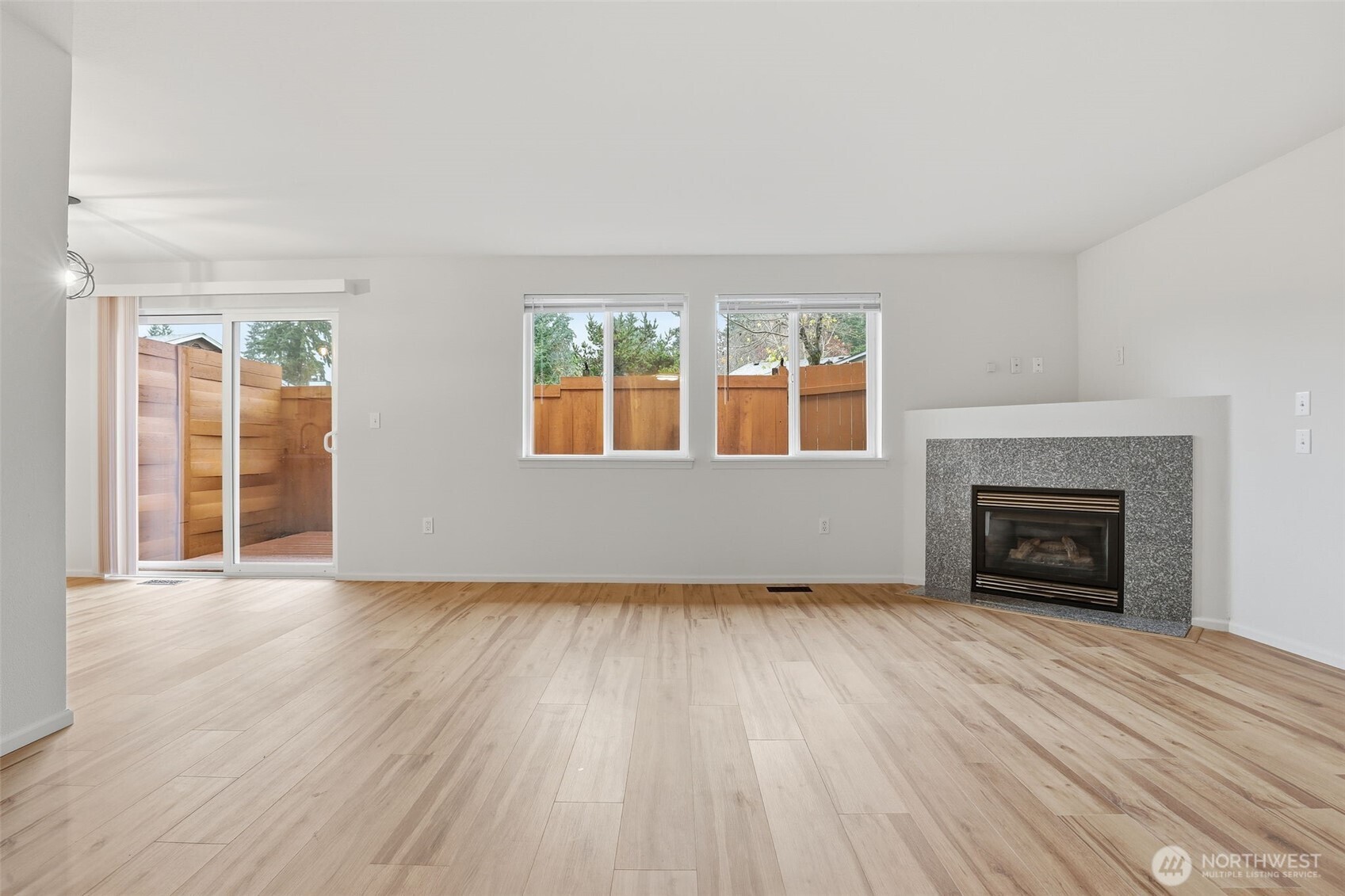 16216 and 16218 72nd Avenue Ct E