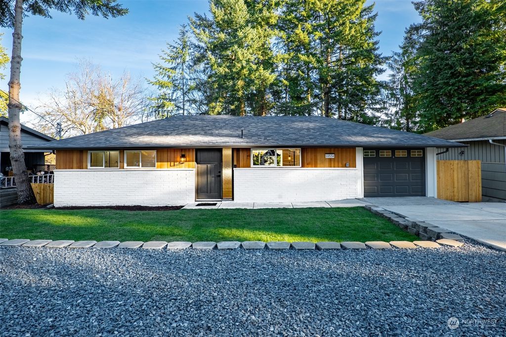 Photo of 16534 Ashworth Avenue N, Shoreline, WA 98133 (MLS # 2185740)