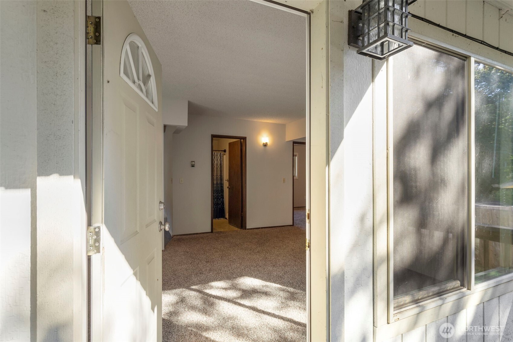 18952 Brockton Avenue NE