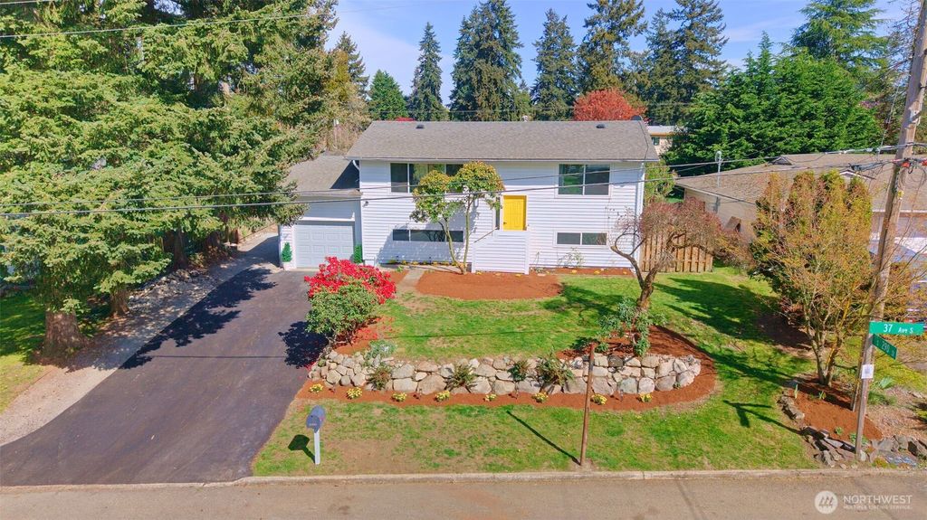Photo of 29004 S 37th Avenue, Auburn, WA 98001 (MLS # 2511212)