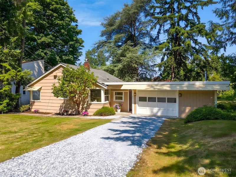 8011 SE 57th Street