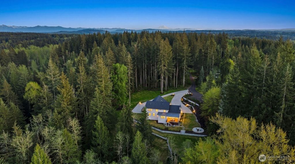 Photo of 18021 48th Street NE, Snohomish, WA 98290 (MLS # 2513191)