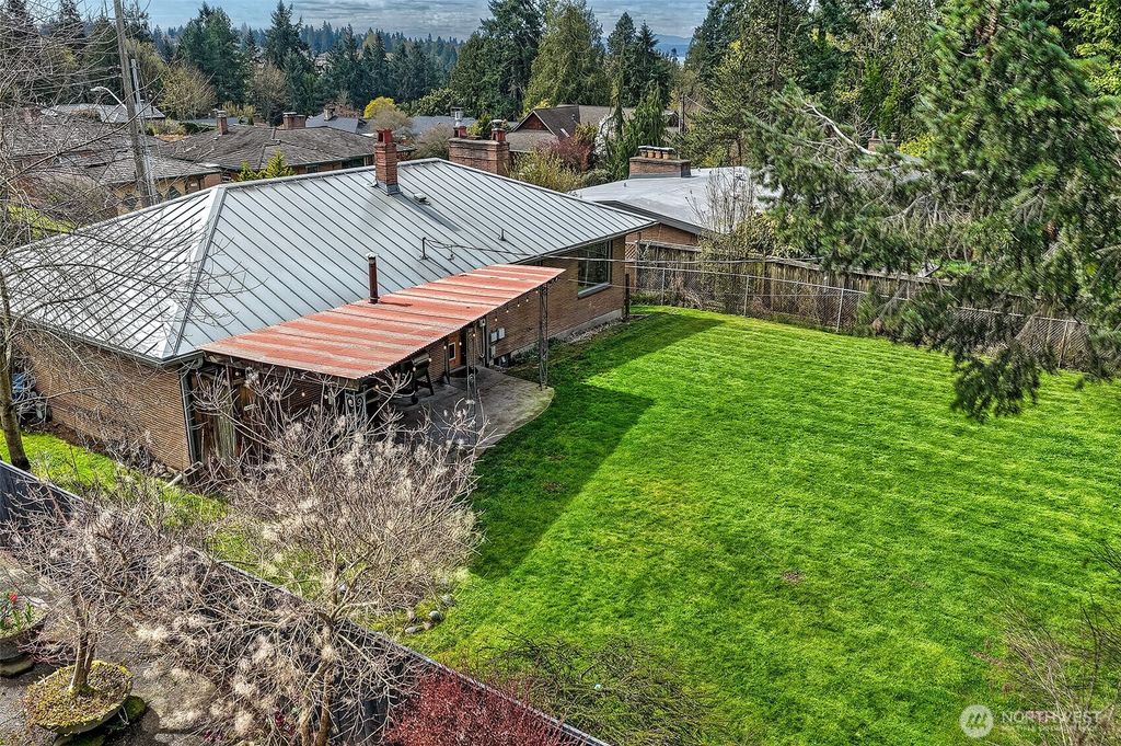 Photo of 414 NW 117th Street, Seattle, WA 98177 (MLS # 2503106)