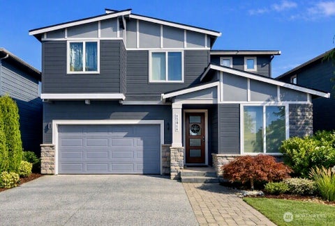 Photo of 12916 136th Place NE, Kirkland, WA 98034 (MLS # 2585090)