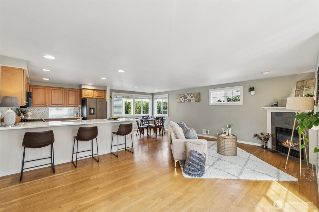 Photo of 3008 NW 85th Street, Seattle, WA 98117 (MLS # 2356481)