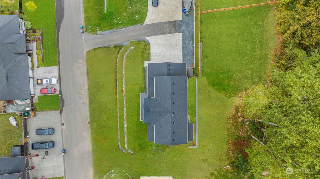 Photo of 21320 61st Place SE, Snohomish, WA 98290 (MLS # 1950529)