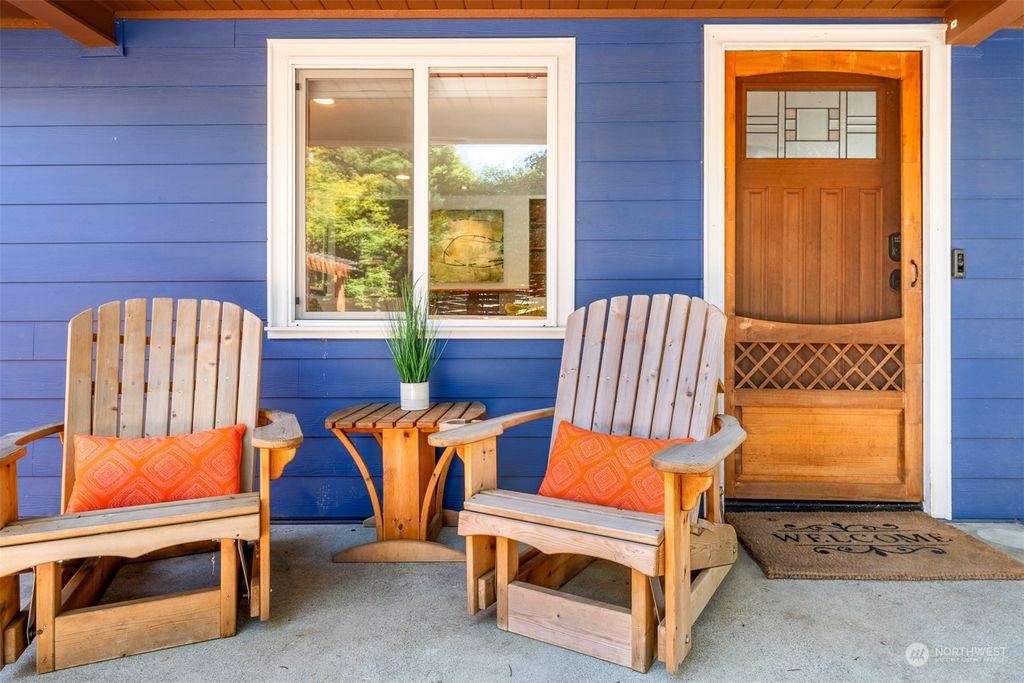 Photo of 2629 SW Holden Street, Seattle, WA 98126 (MLS # 2257216)
