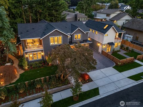Photo of 2012 9th Street W, Kirkland, WA 98033 (MLS # 2446322)