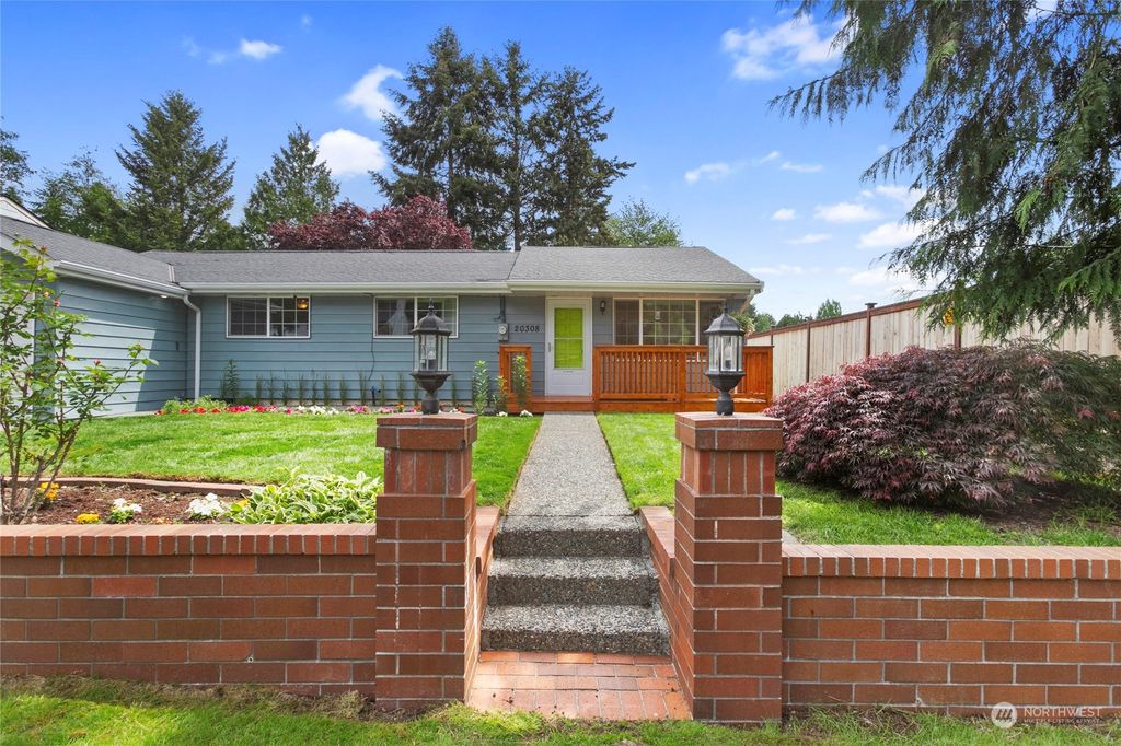 Photo of 20308 21st Avenue NE, Shoreline, WA 98155 (MLS # 2242949)