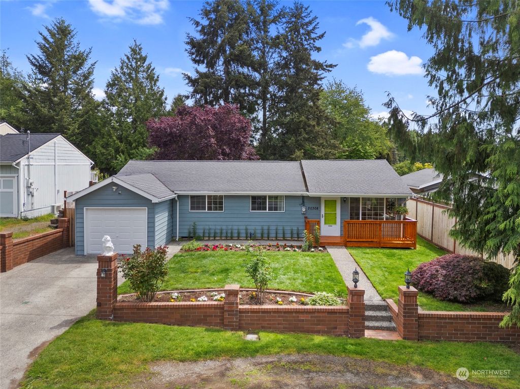 Photo of 20308 21st Avenue NE, Shoreline, WA 98155 (MLS # 2242949)