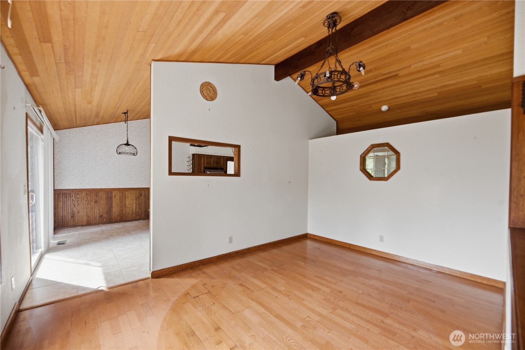 18510 66th Avenue NE