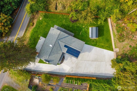 Photo of 22800 Upper Dorre Don Way SE, Maple Valley, WA 98038 (MLS # 2588384)
