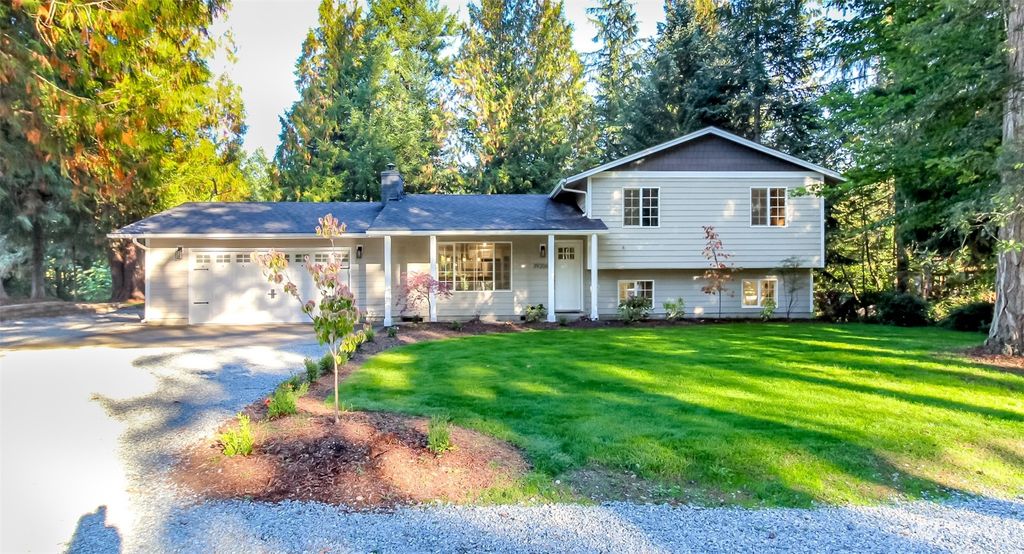 Photo of 39206 303rd Avenue SE, Enumclaw, WA 98022 (MLS # 2157923)