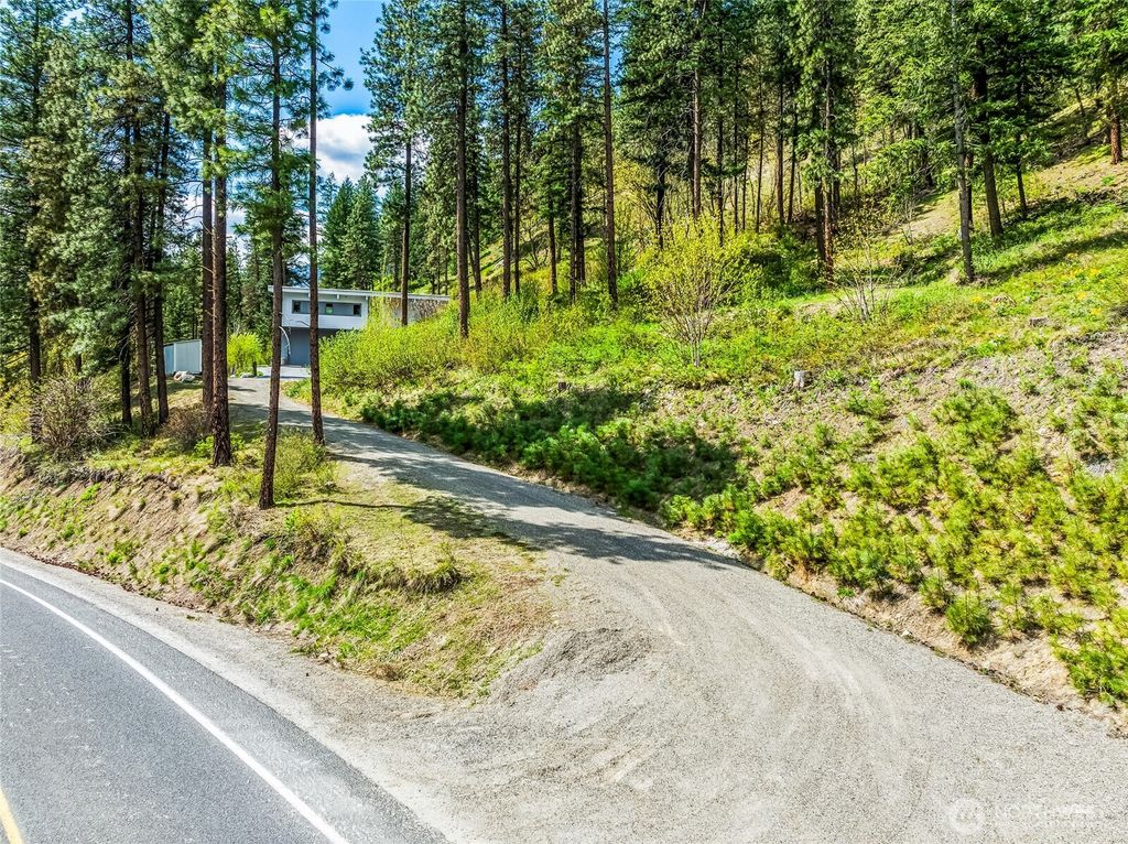 Photo of 11200 Eagle Creek Road, Leavenworth, WA 98826 (MLS # 2504754)