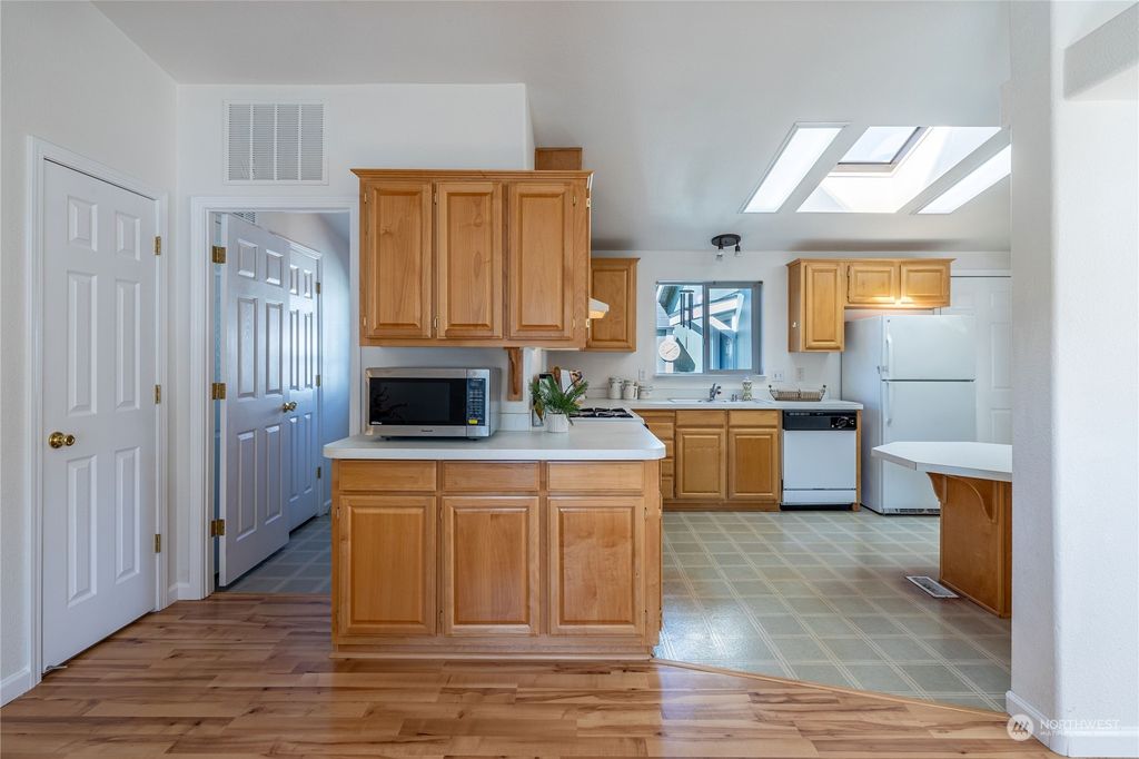 Photo of 22317 SE 241st Place, Maple Valley, WA 98038 (MLS # 2282557)