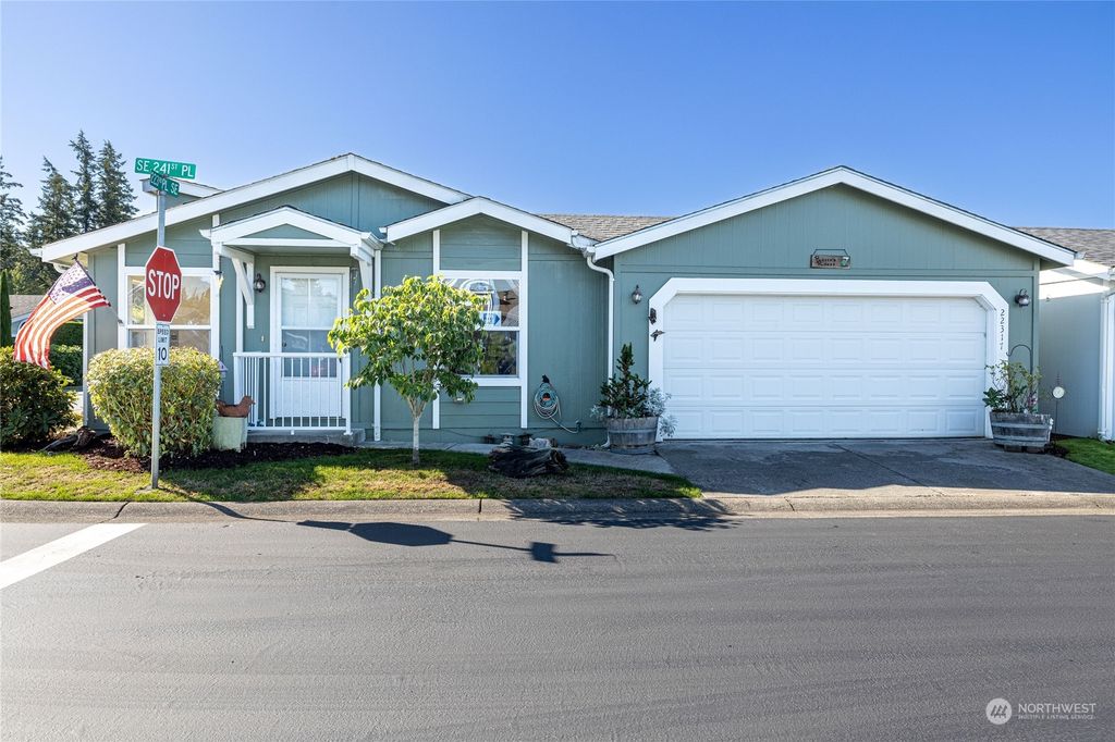 Photo of 22317 SE 241st Place, Maple Valley, WA 98038 (MLS # 2282557)
