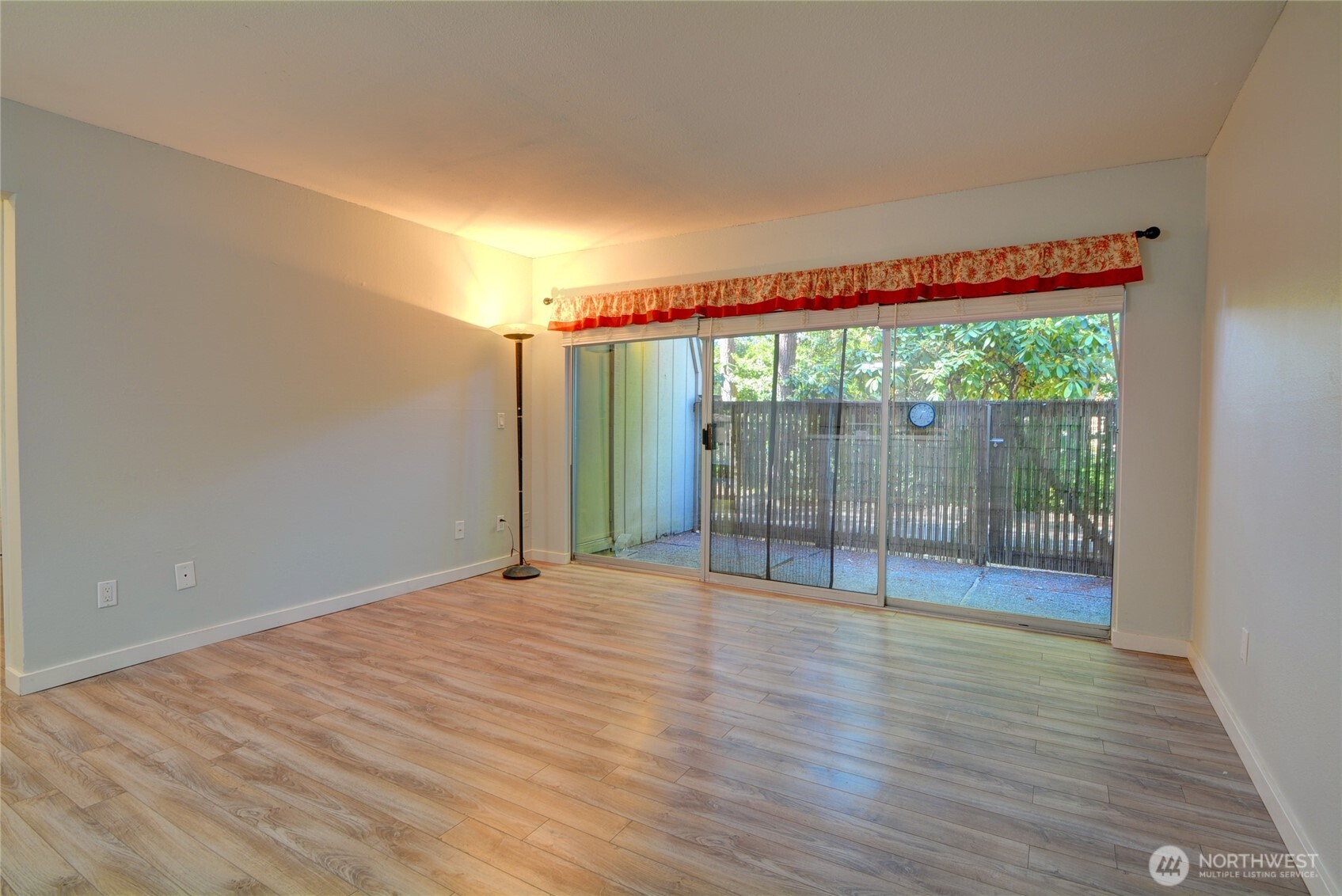 4807 180th Street SW E105