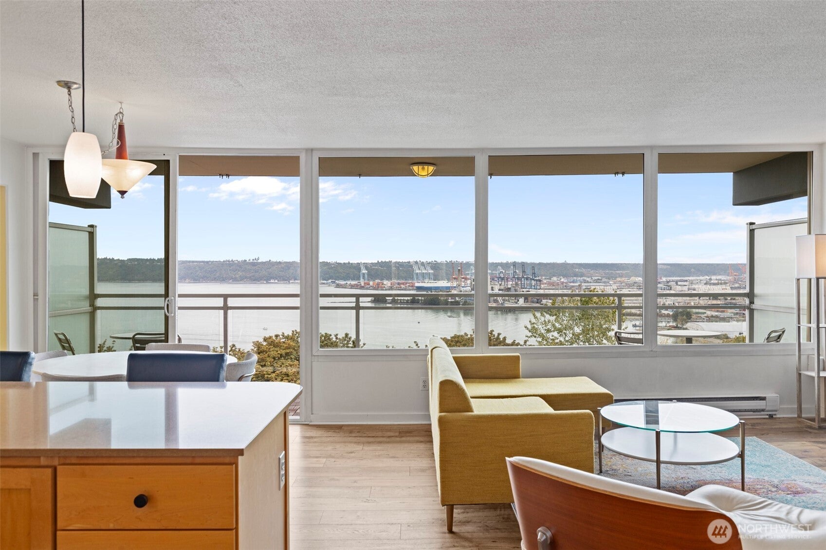 235 Broadway 520