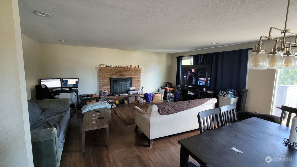 Photo of 1901 Comet Court, Milton, WA 98354 (MLS # 2048072)