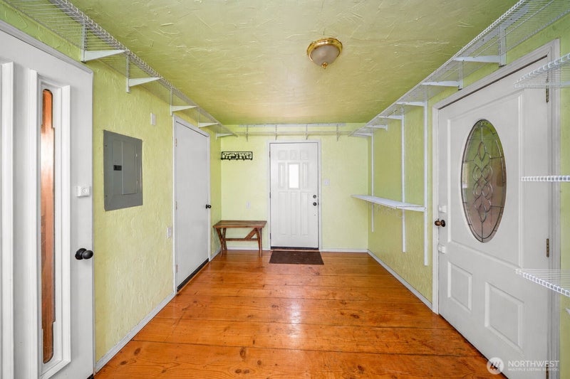 12 SE Oyster Beach Road