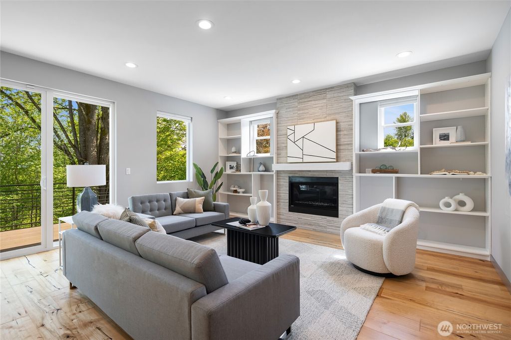 Photo of 611 SW Austin Street, Seattle, WA 98106 (MLS # 2366591)