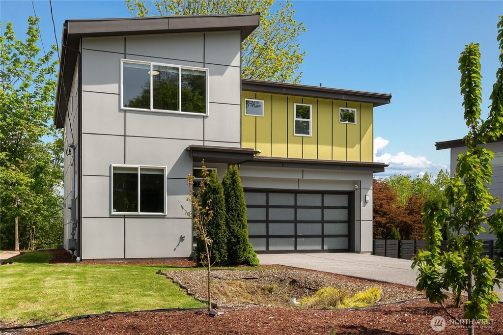 Photo of 611 SW Austin Street, Seattle, WA 98106 (MLS # 2366591)