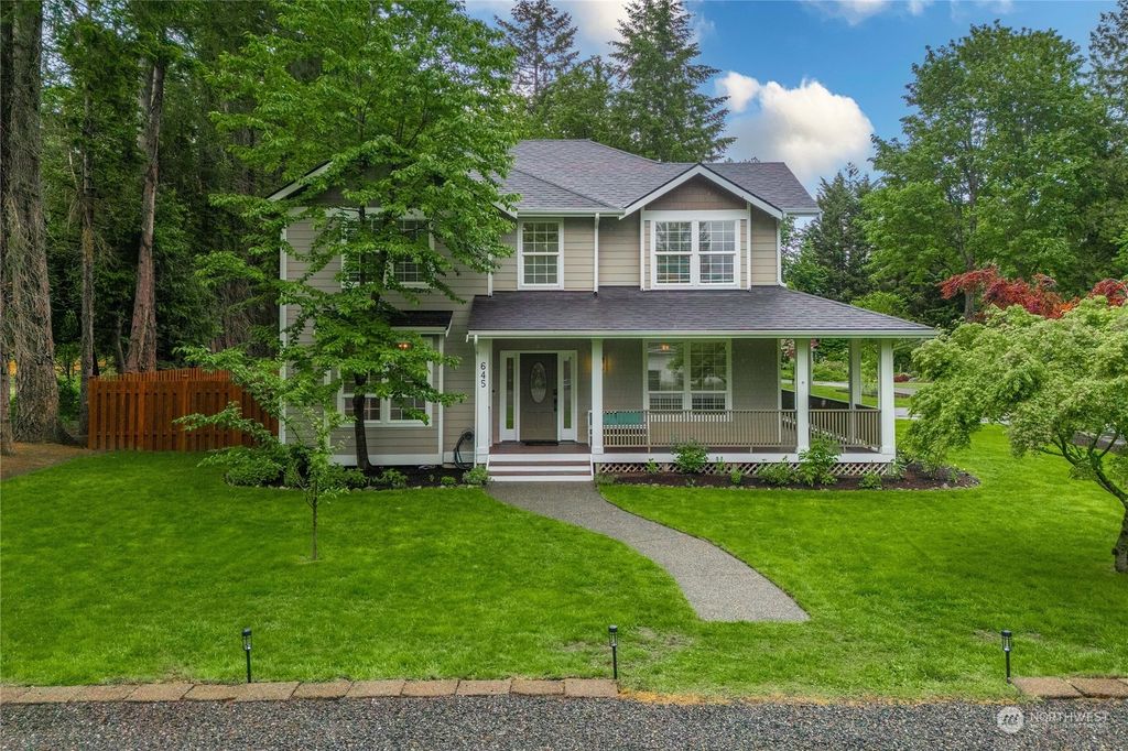 Photo of 645 Meadow Drive SE, North Bend, WA 98045 (MLS # 2244731)