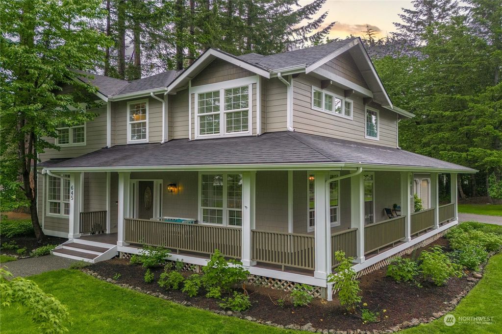 Photo of 645 Meadow Drive SE, North Bend, WA 98045 (MLS # 2244731)