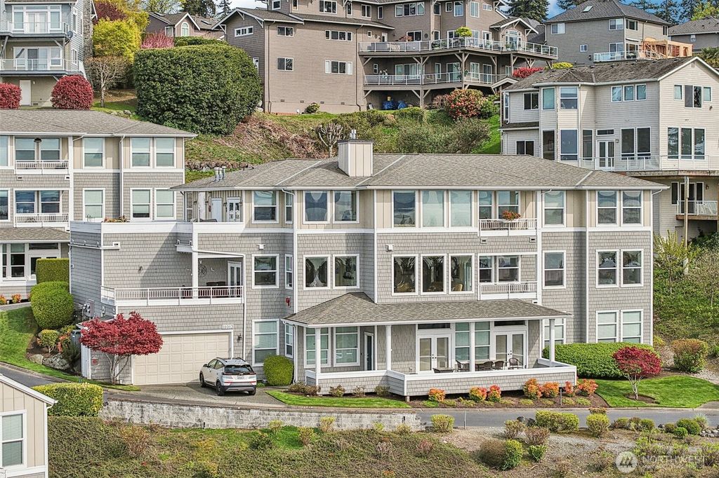 Photo of 11009 E Villa Monte Drive, Mukilteo, WA 98275 (MLS # 2510427)