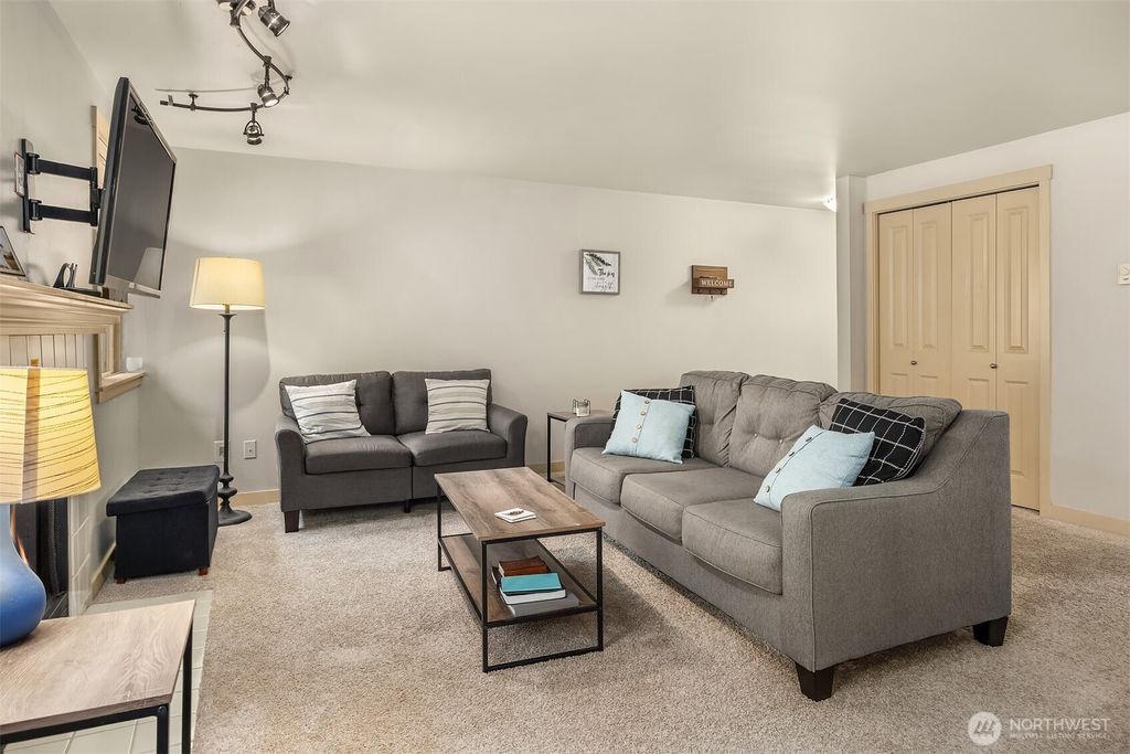 Photo of 8248 126th Avenue NE #C-305, Kirkland, WA 98033 (MLS # 2482432)