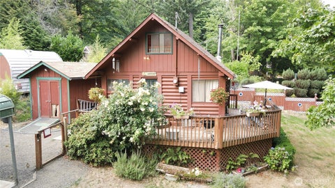 Photo of 40 E Wood Lane, Shelton, WA 98584 (MLS # 2574095)